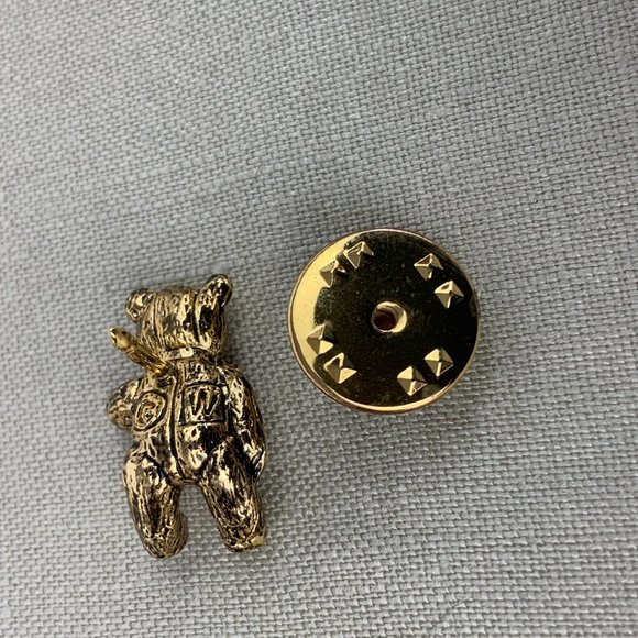 Vintage Red Enamel Heart Teddy Bear Gold Tone Small Pin - Picture 7 of 12